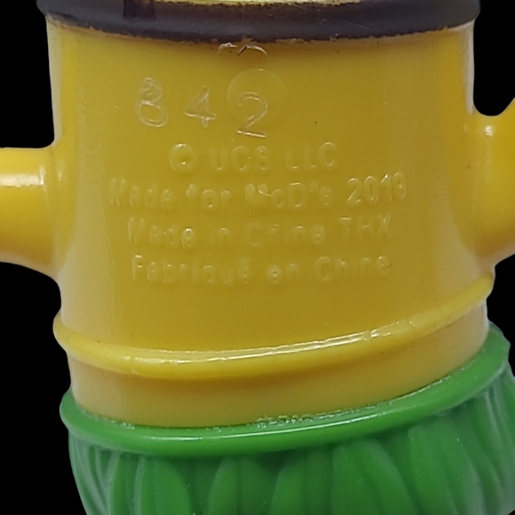 NEW 2019 McDONALDS HAPPY MEAL TOY MINIONS RISE OF GRU HAWAIIAN HULA DANCER - Picture 8 of 11